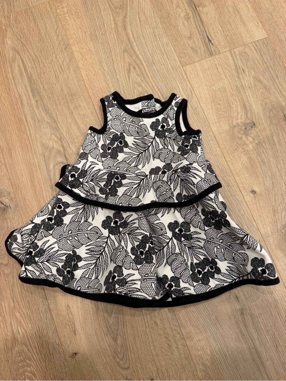 Janie and Jack Black and White Floral Tiered Dress 6-12 mo